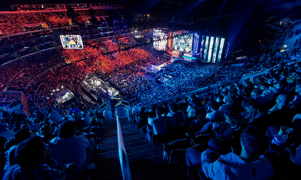 推倒重来，G2老板Carlos更推：祝三位选手一切顺利